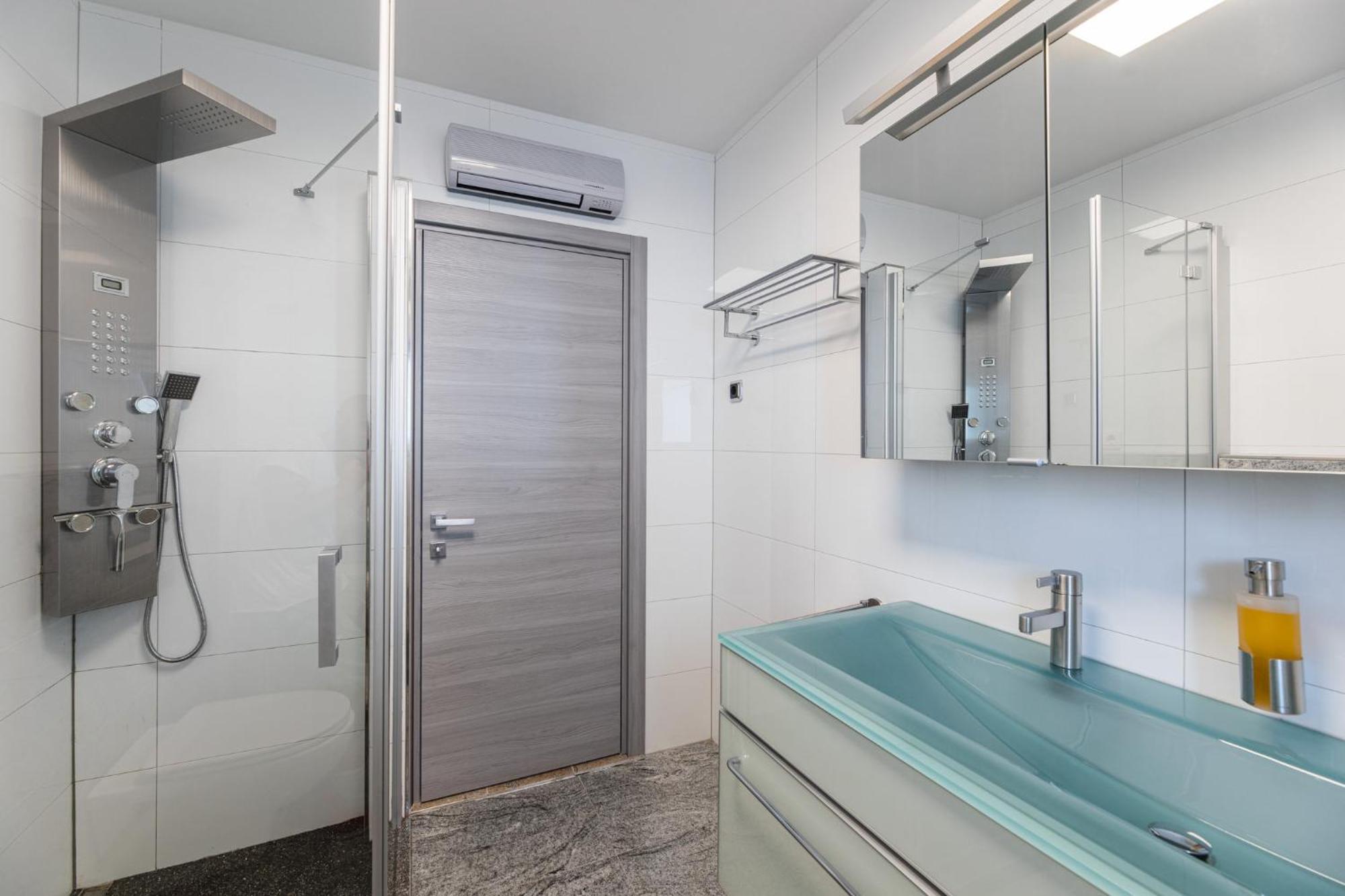 Villa Vivien Crikvenica Oda fotoğraf